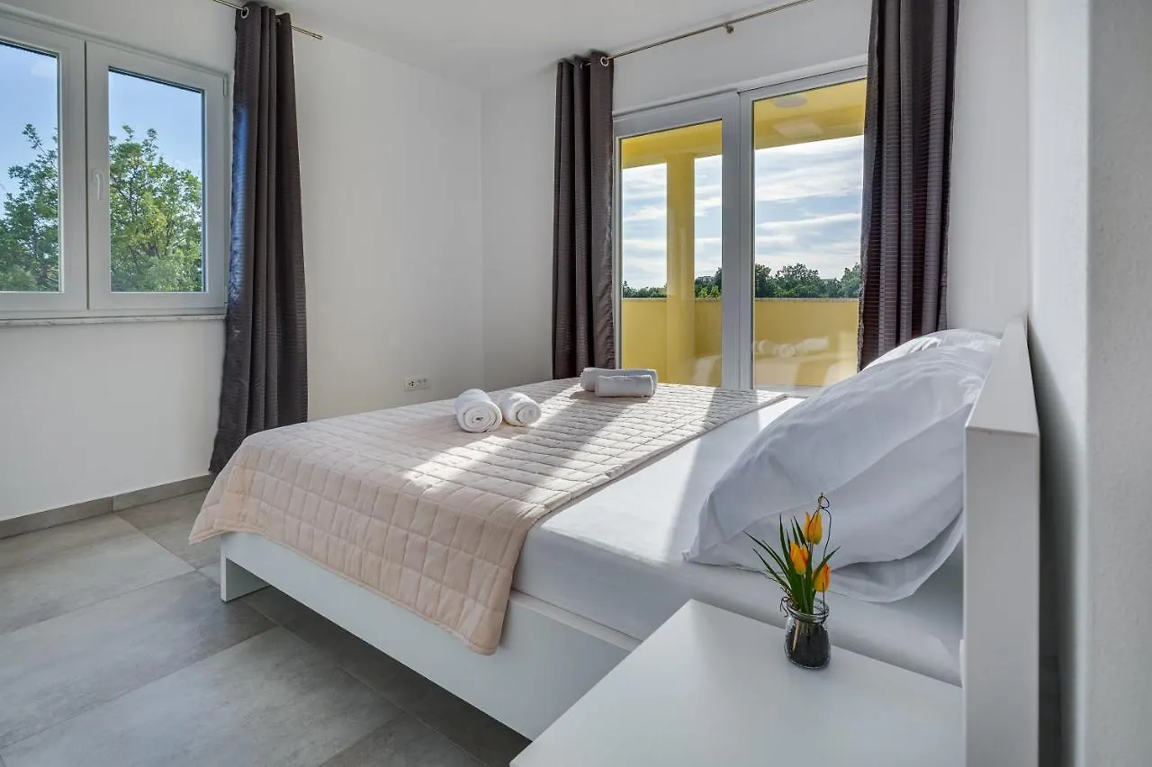 Apartment Green Point Paklenica Starigrad Paklenica