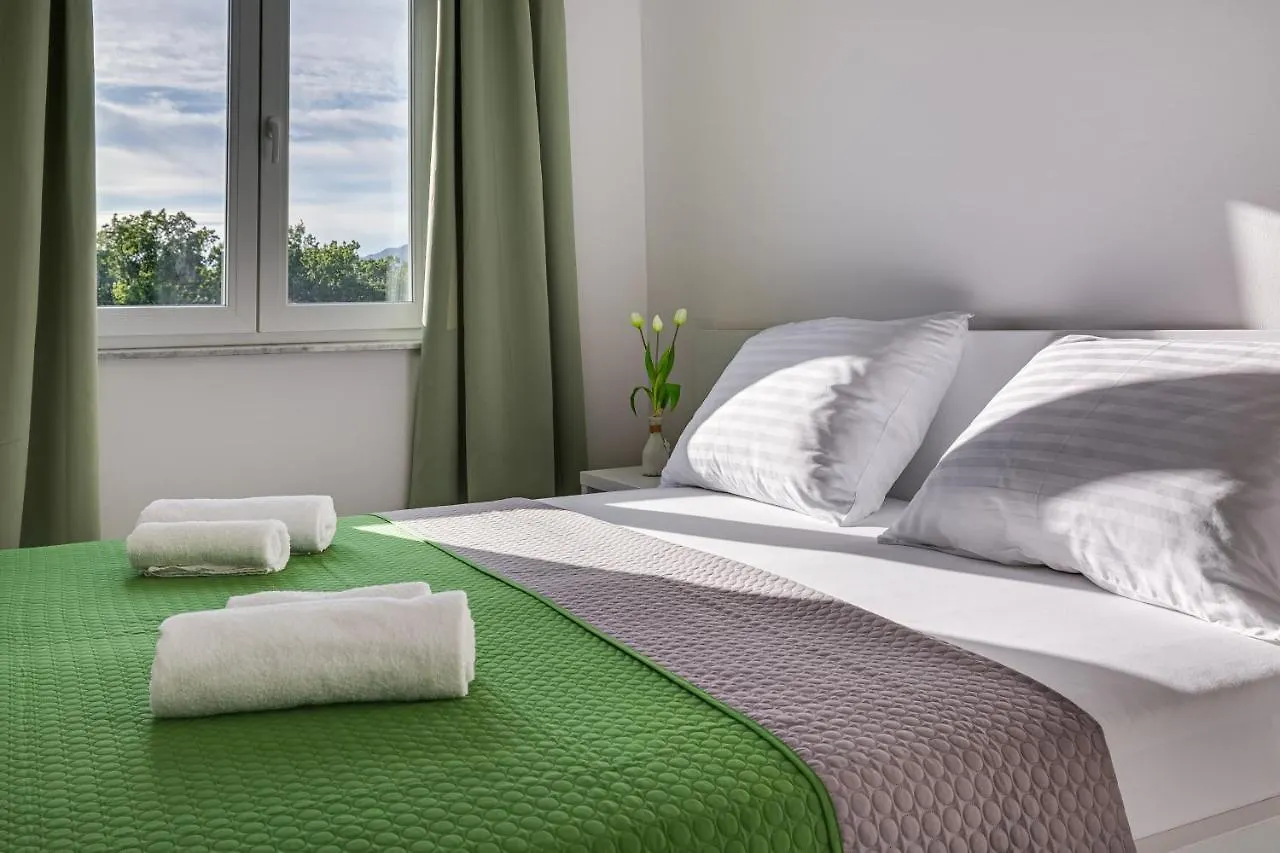 Apartment Green Point Paklenica Starigrad Paklenica Croatia